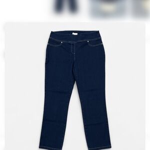 Van Heusen Dark Wash Stretch Extensible Ankle Length Jeans LIKE NEW Size 6